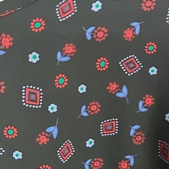 LOFT Petite Black Geo Floral Bell Sleeve Mixed Media Top Women's Blouse XSP - Picture 8 of 14